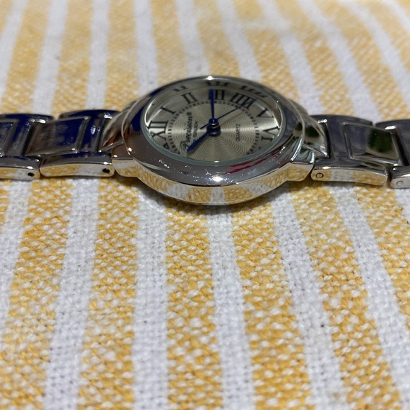 Gruen watch (Precision) with champagne color face and sapphire blue hands. EC - Picture 5 of 12